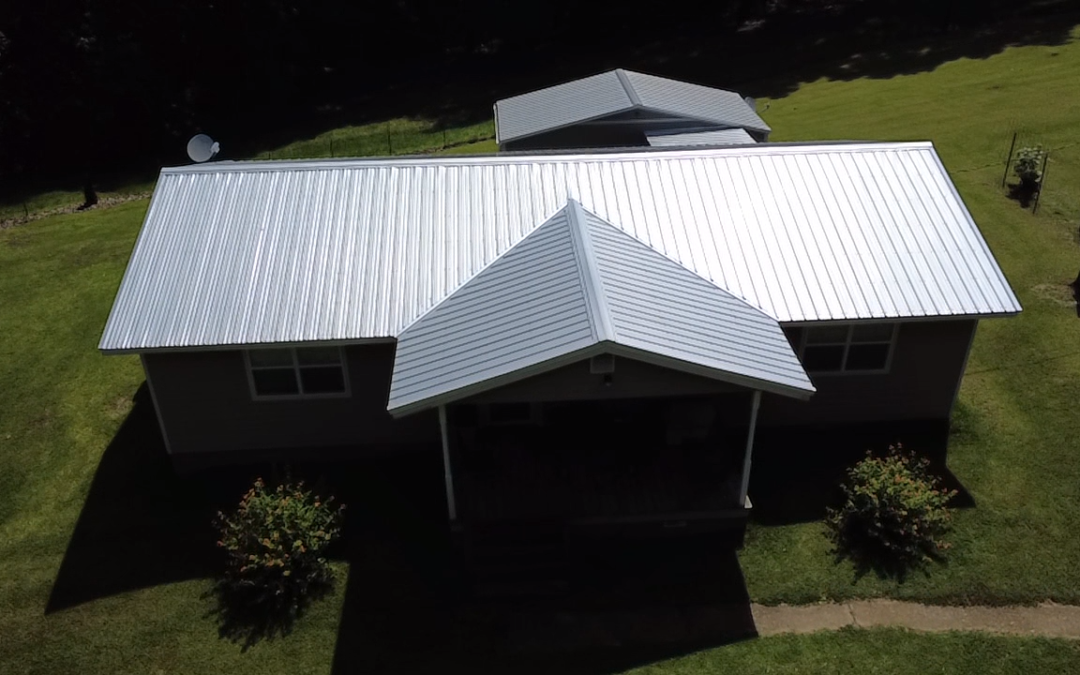 How Metal Roofing Reduces Cooling Costs in Hot Climates