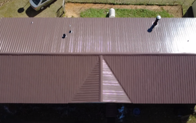Are Metal Roofs and Solar Panels Compatible in Oxford?